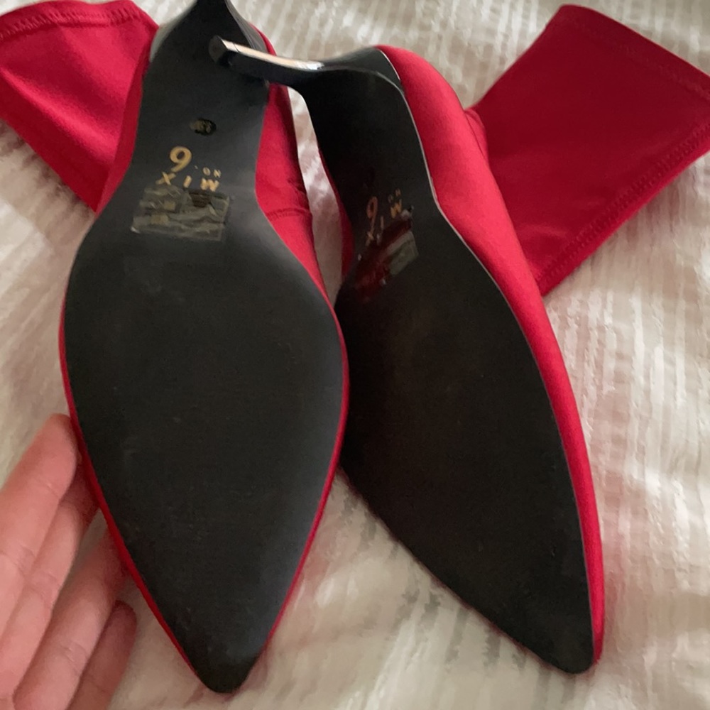 Red Booties ❤️🎈 - Picture 3 of 4